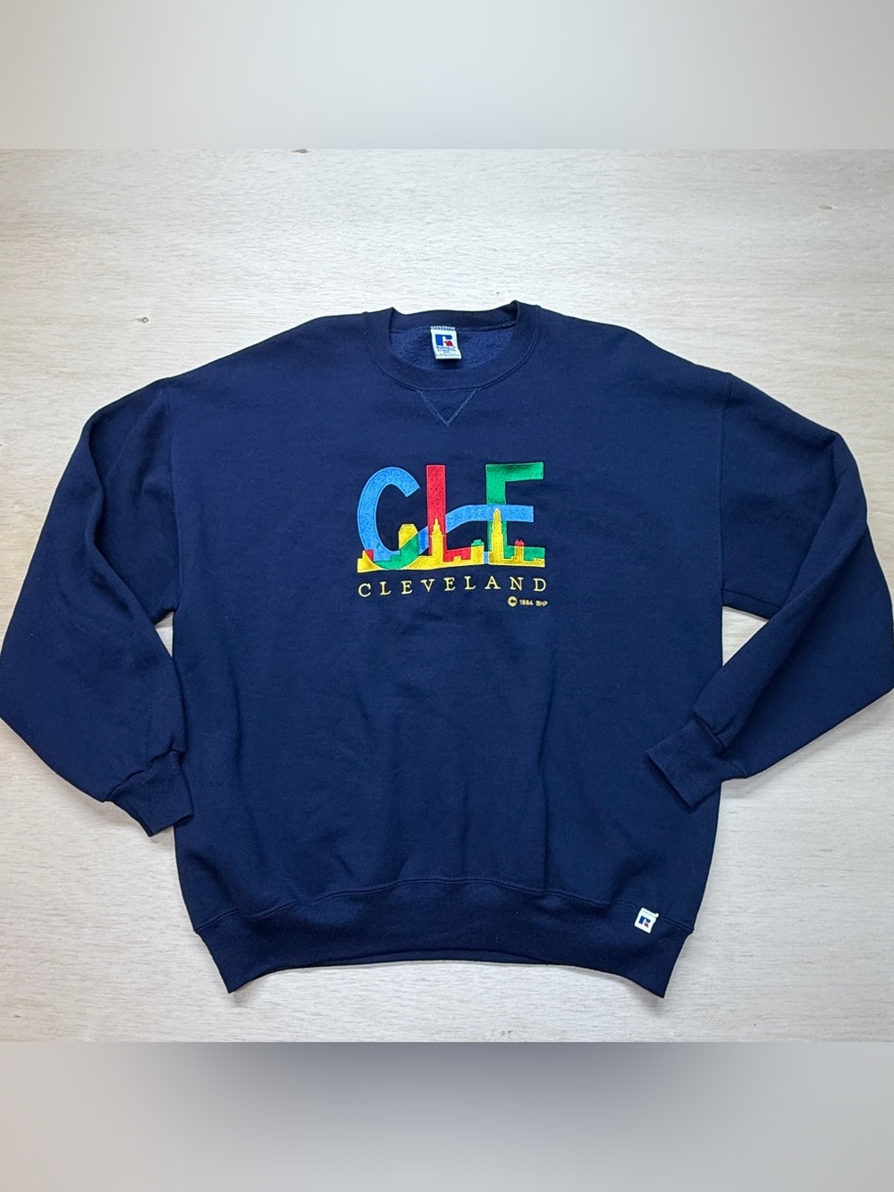 Vintage 1994 Russell Athletic Cleveland Skyline Crew